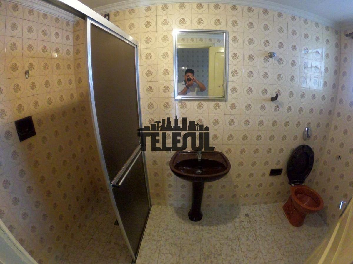 Casa, Centro, 4 Quartos, 0 Vaga