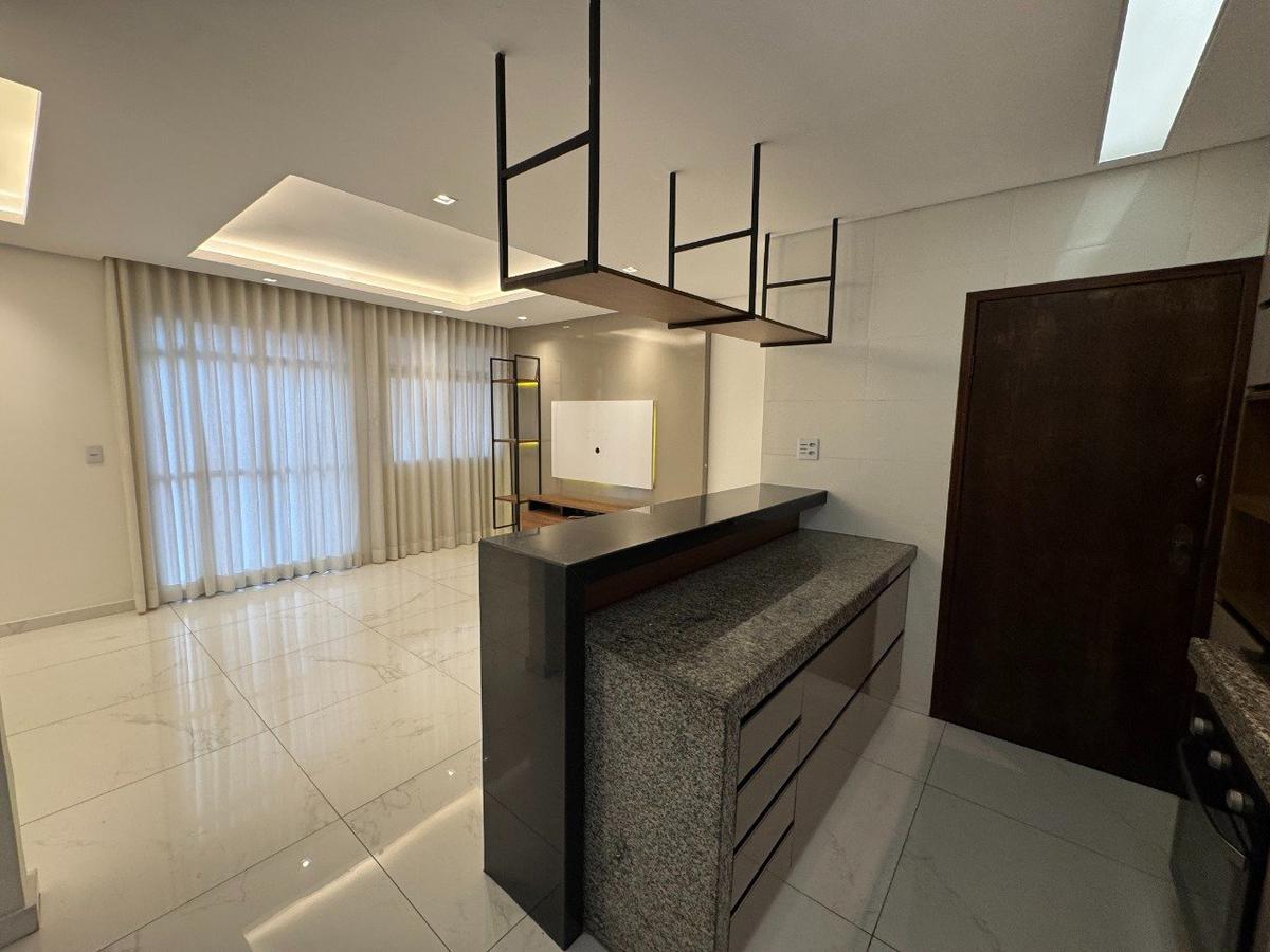 Apartamento, Sagrada Família, 3 Quartos, 1 Vaga, 1 Suíte