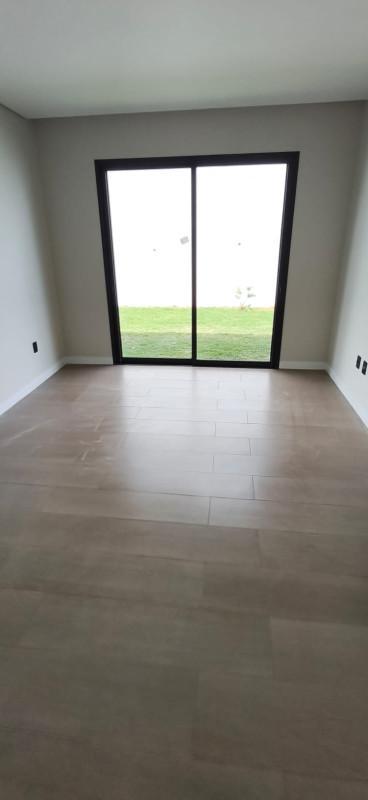 Casa, Trevo, 4 Quartos, 4 Vagas, 2 Suítes