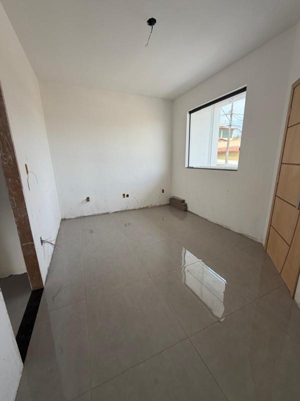 Casa, Masterville, 2 Quartos, 2 Vagas, 1 Suíte