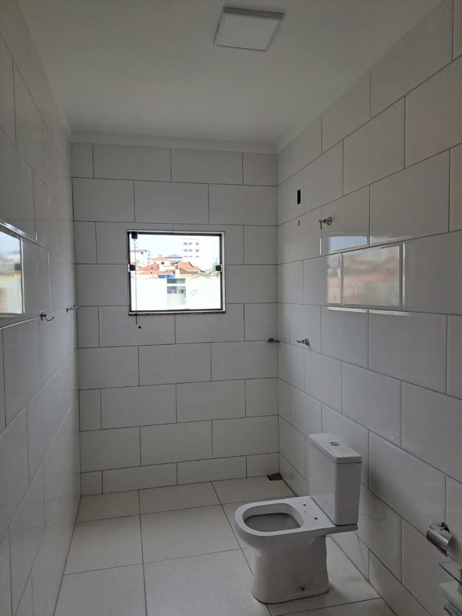 Prédio, Centro, 3 Quartos, 0 Vaga, 1 Suíte