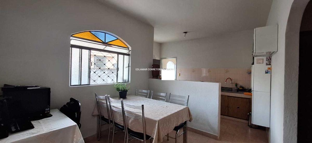 Casa, Industrial, 3 Quartos, 0 Vaga