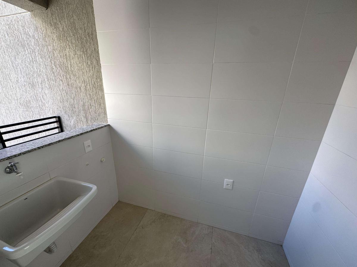 Apartamento, Serra, 2 Quartos, 2 Vagas, 1 Suíte