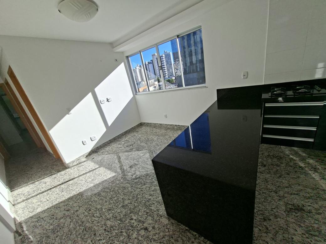 Apartamento, Funcionários, 2 Quartos, 2 Vagas, 1 Suíte