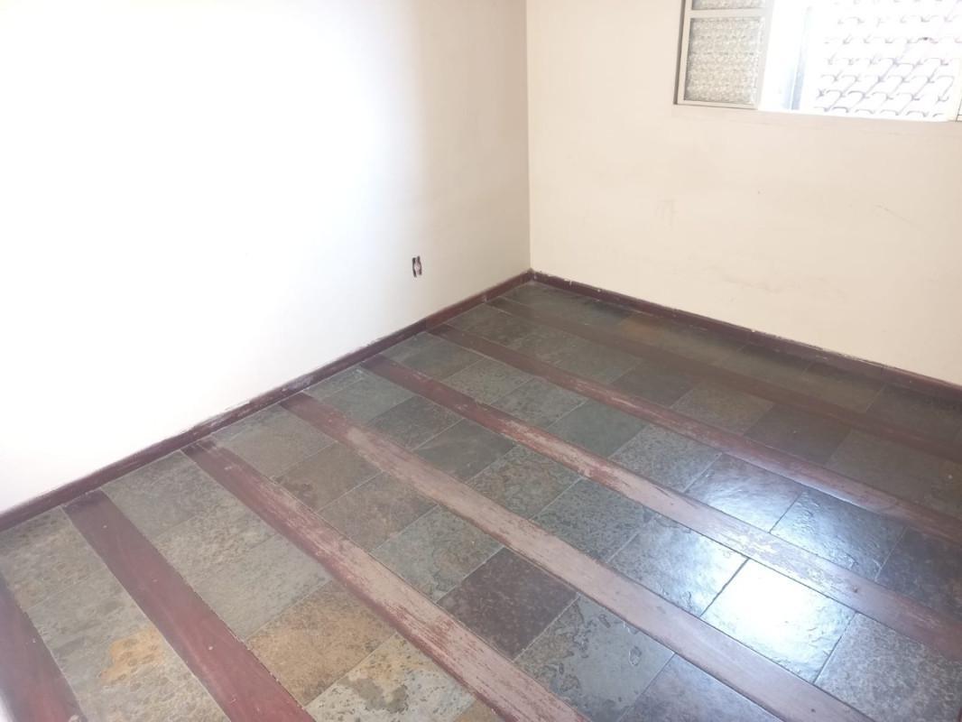 Casa, Planalto, 4 Quartos, 3 Vagas, 1 Suíte