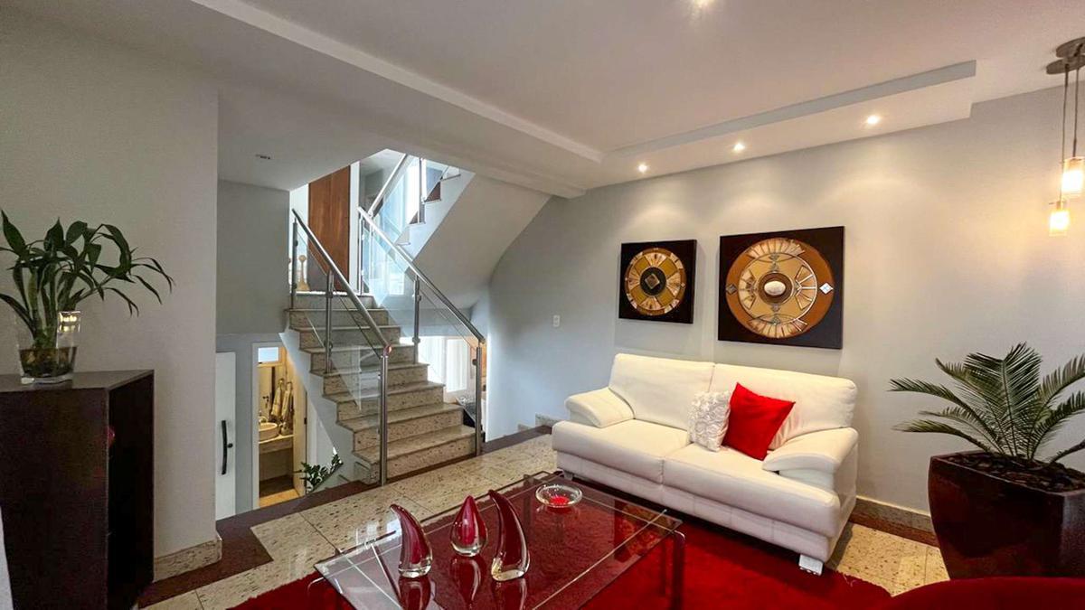 Casa, Paquetá, 4 Quartos, 5 Vagas, 2 Suítes