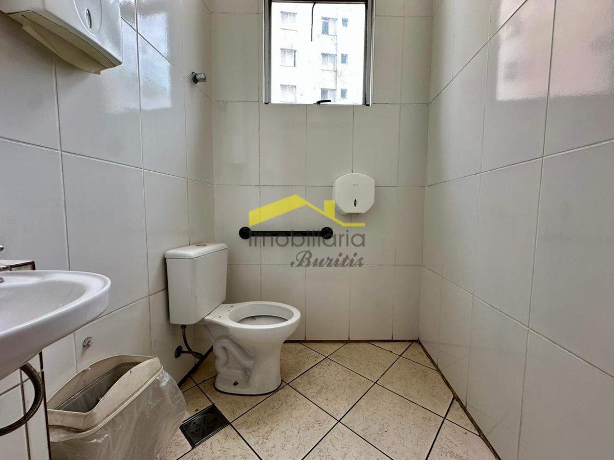 Loja, Estoril, 1 Vaga