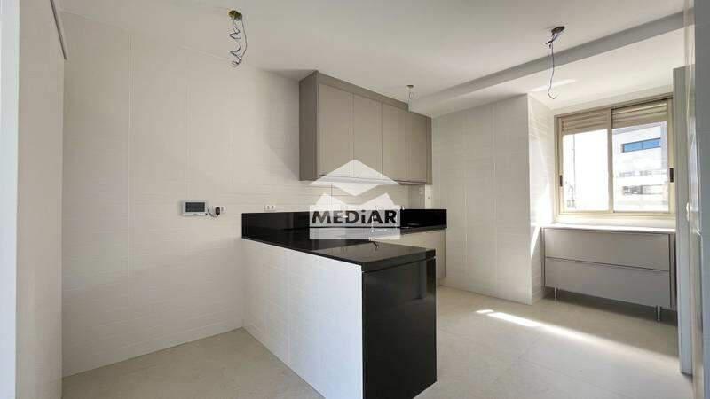Apartamento, Cruzeiro, 4 Quartos, 3 Vagas, 2 Suítes