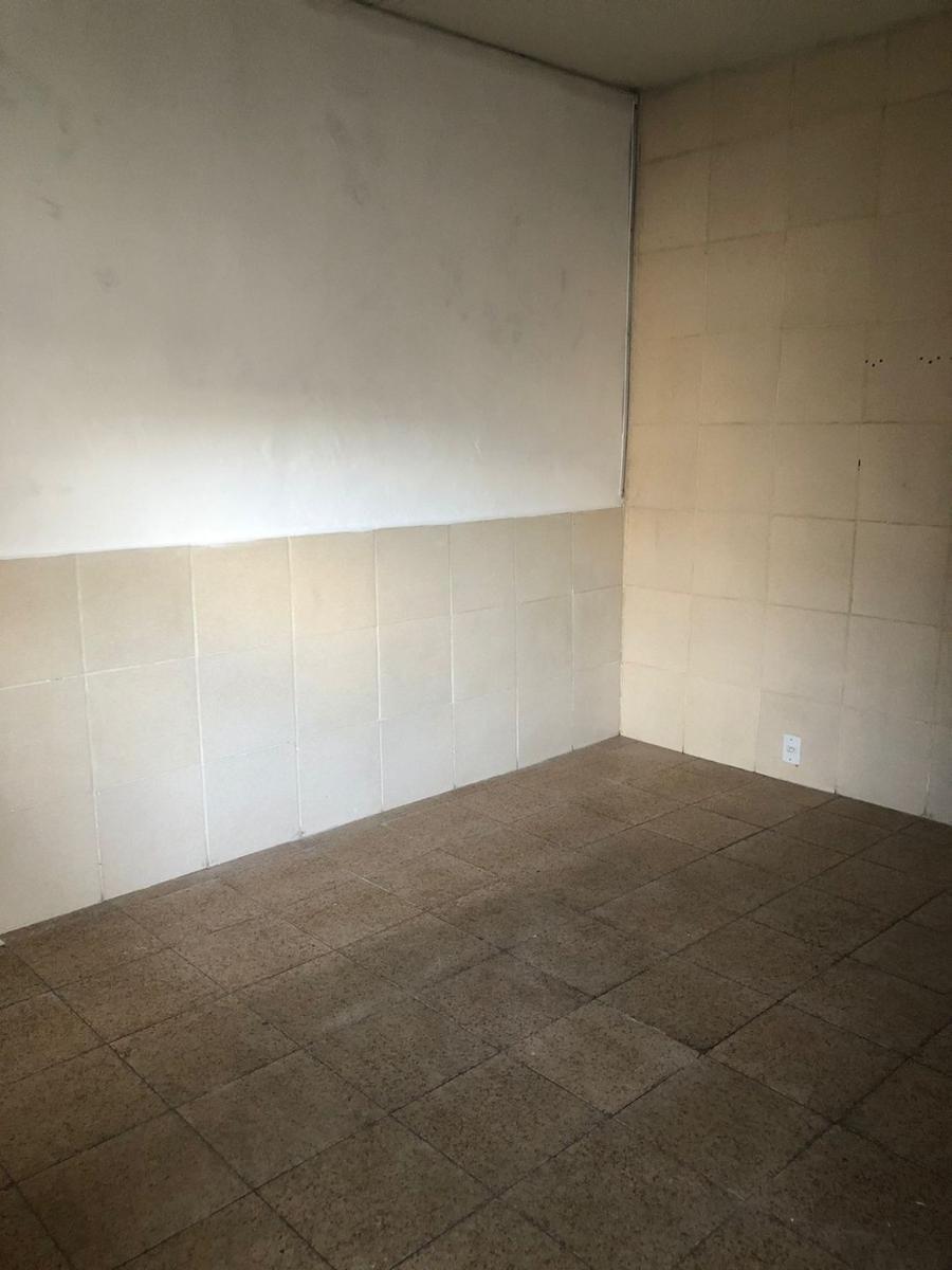 Casa, Jardim Montanhês, 1 Quarto, 0 Vaga