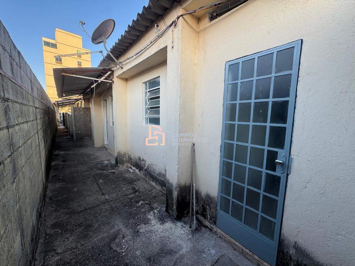 Casa, Conjunto Túnel Ibirité, 1 Quarto, 1 Vaga