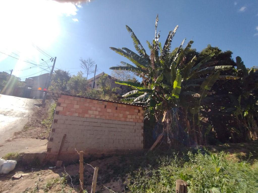 Casa, São José, 1 Quarto, 1 Vaga