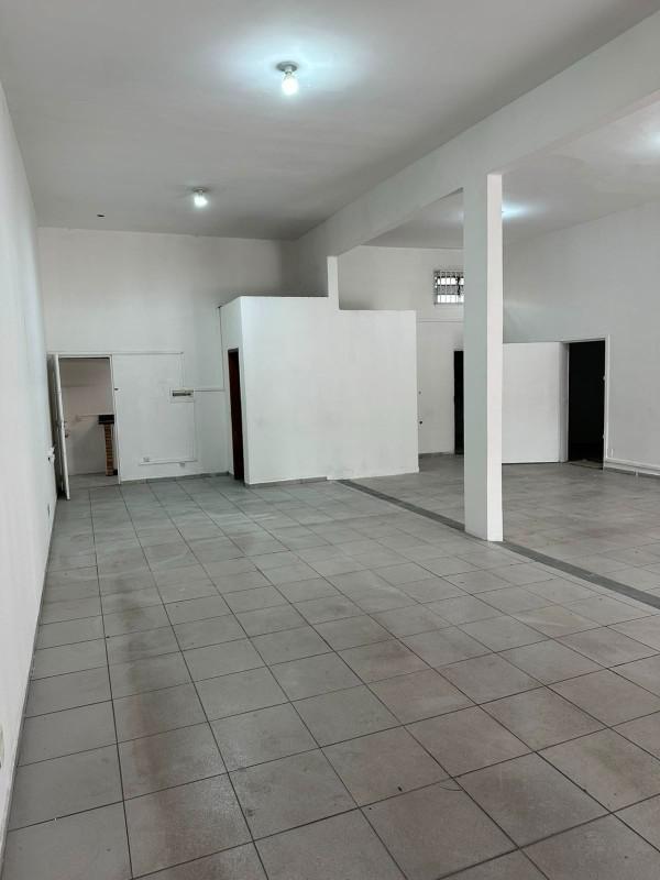 Andar, Santa Terezinha, 0 Quarto, 3 Vagas