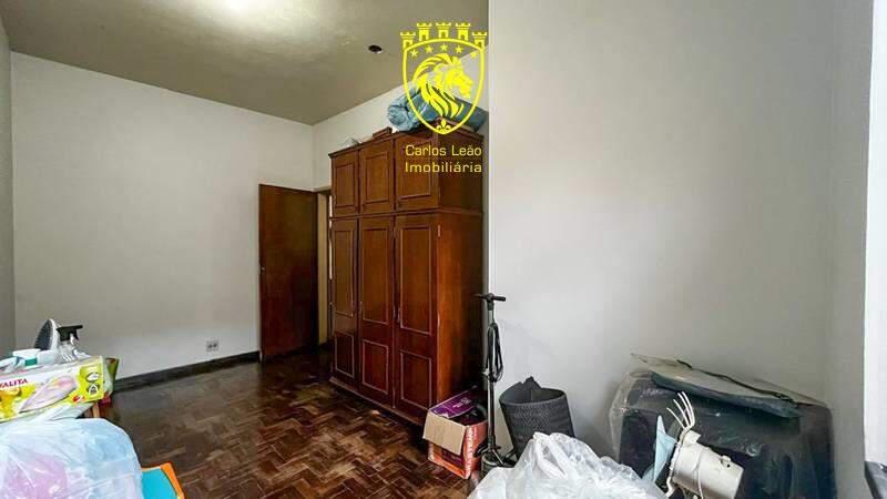 Casa, Santa Terezinha, 4 Quartos, 5 Vagas, 1 Suíte