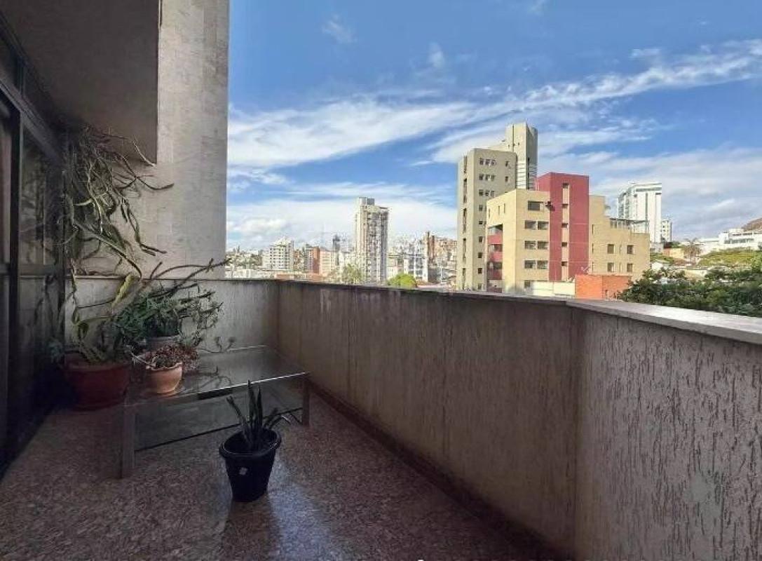 Apartamento, Serra, 4 Quartos, 3 Vagas, 2 Suítes