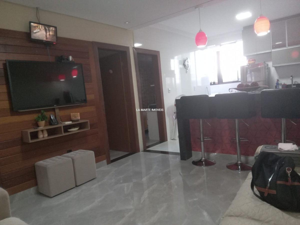 Casa, Industrial, 4 Quartos, 2 Vagas, 1 Suíte