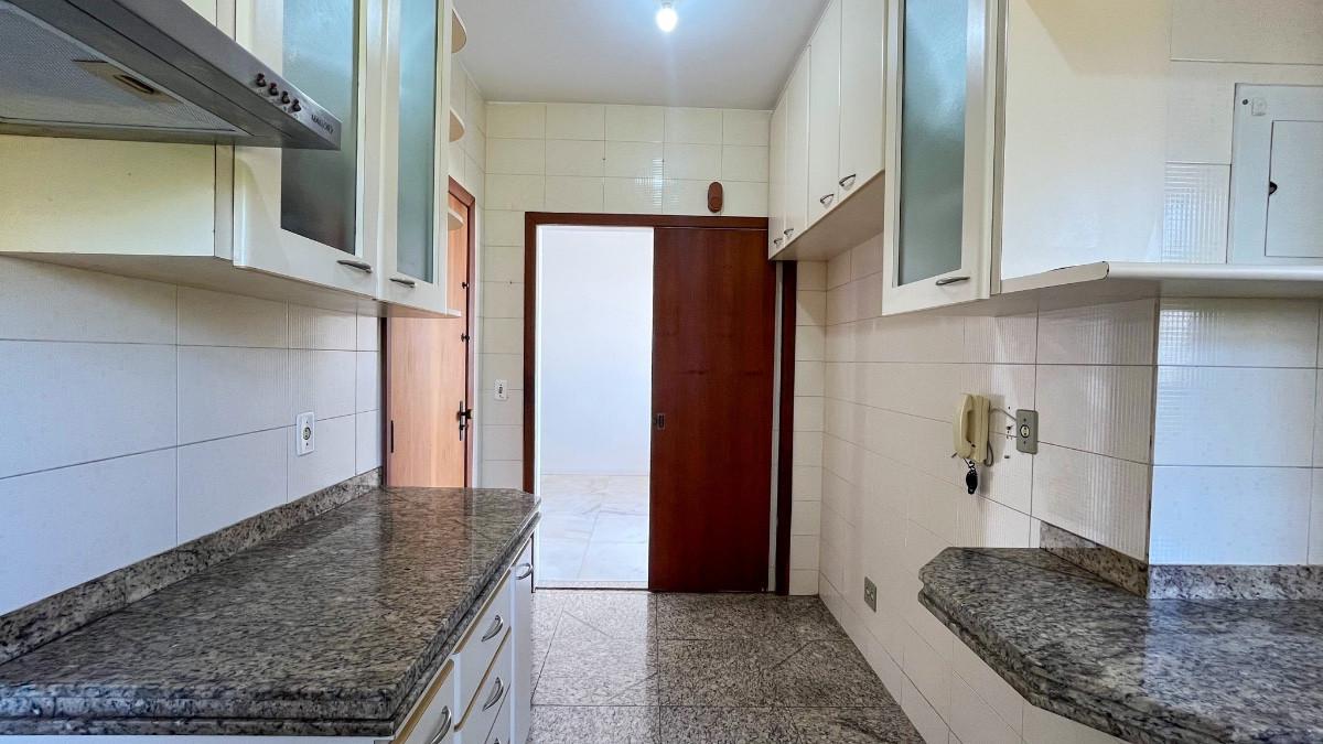 Apartamento, Coração de Jesus, 4 Quartos, 2 Vagas, 1 Suíte