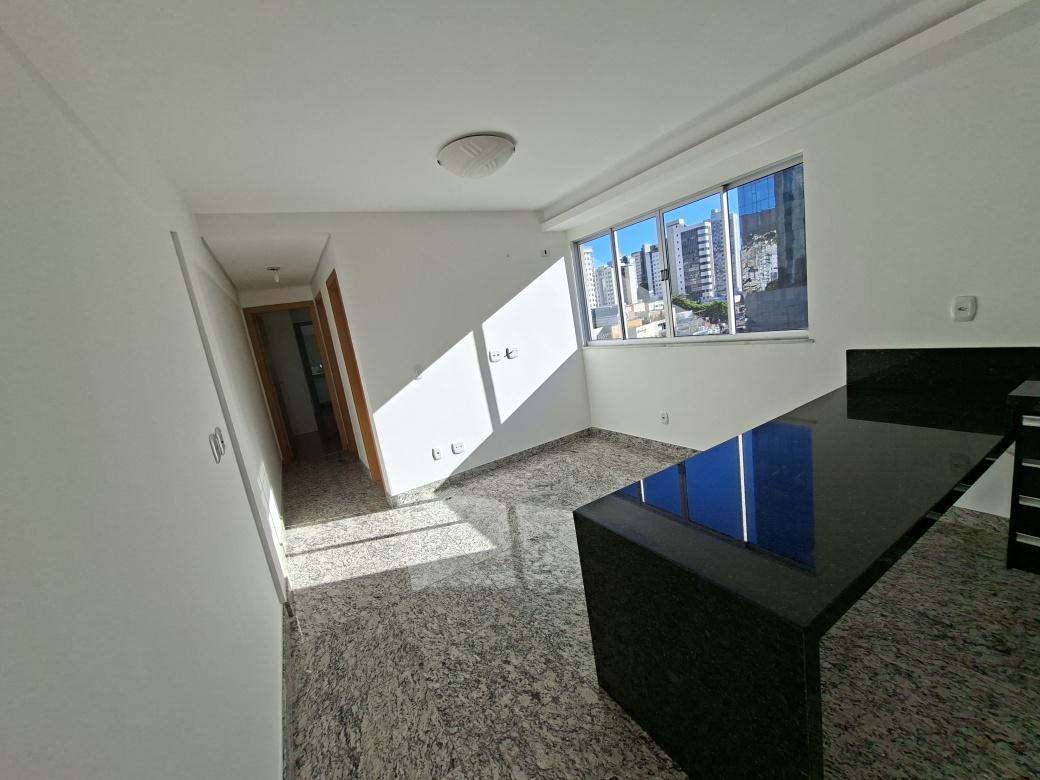 Apartamento, Funcionários, 2 Quartos, 2 Vagas, 1 Suíte