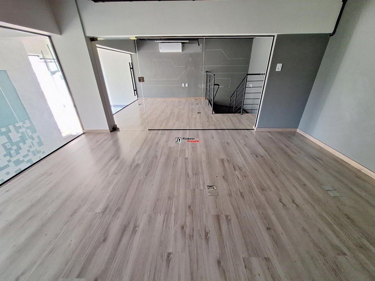 Sala, São José, 0 Quarto, 2 Vagas