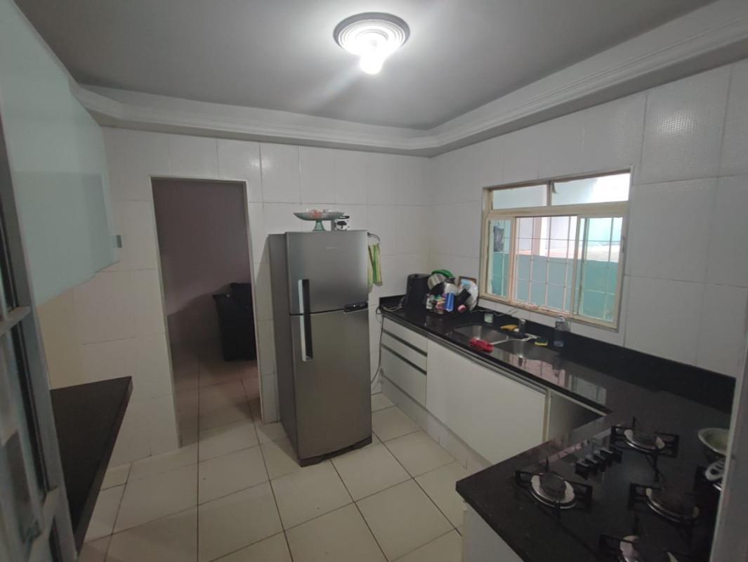 Casa, Palmeiras, 2 Quartos, 3 Vagas