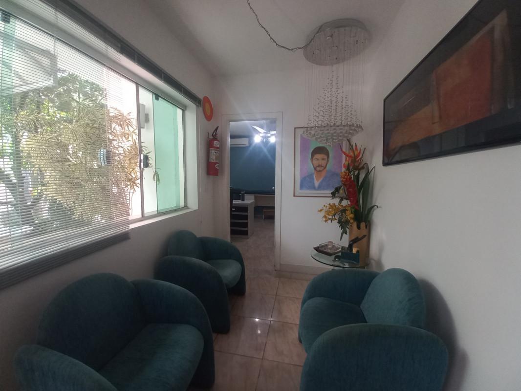 Casa, Cruzeiro, 5 Quartos, 4 Vagas, 1 Suíte