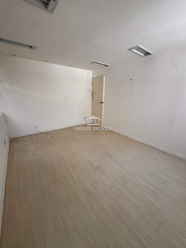 Andar, Funcionários, 0 Quarto, 2 Vagas