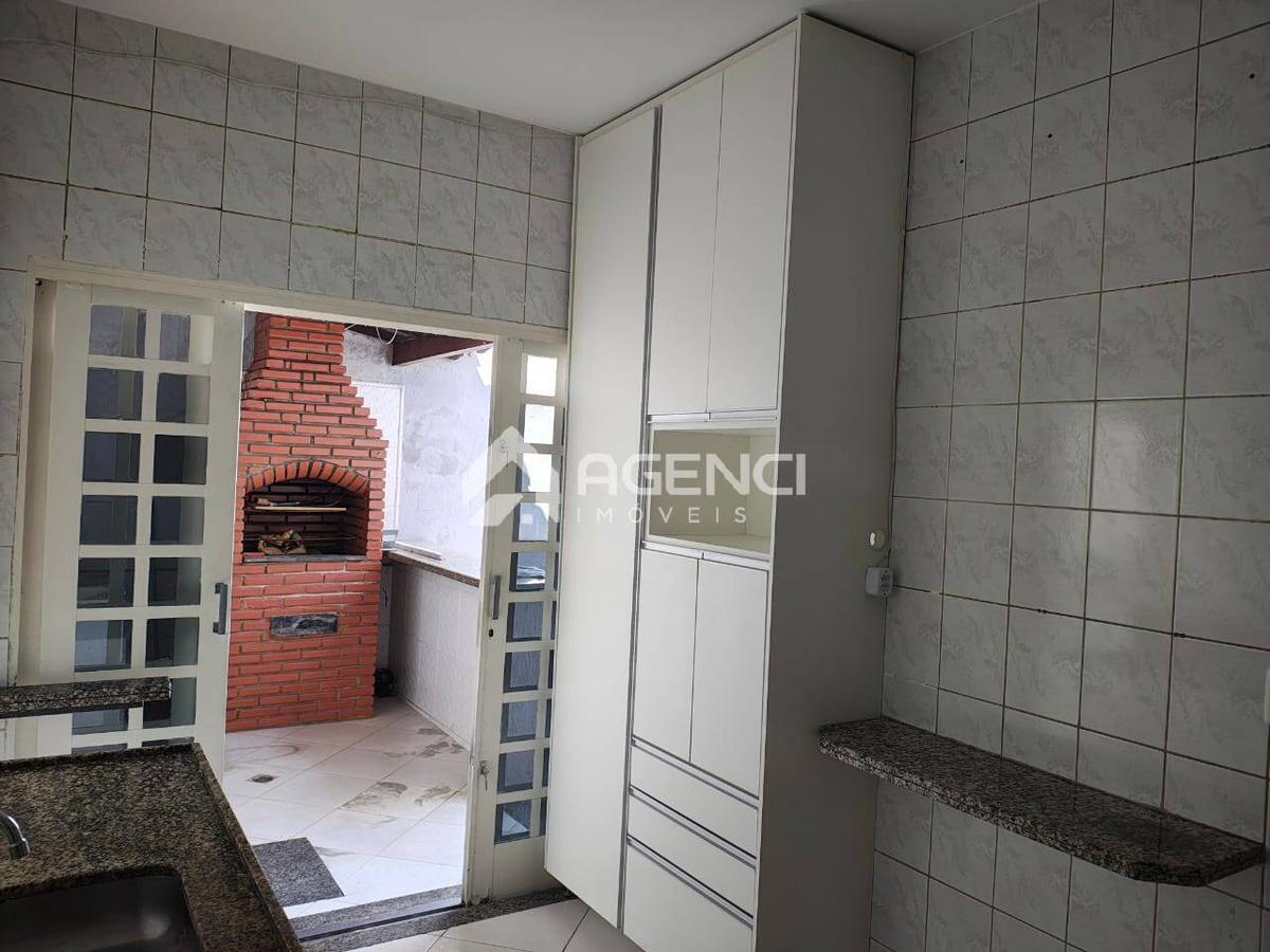 Casa, Serrano, 4 Quartos, 0 Vaga, 1 Suíte