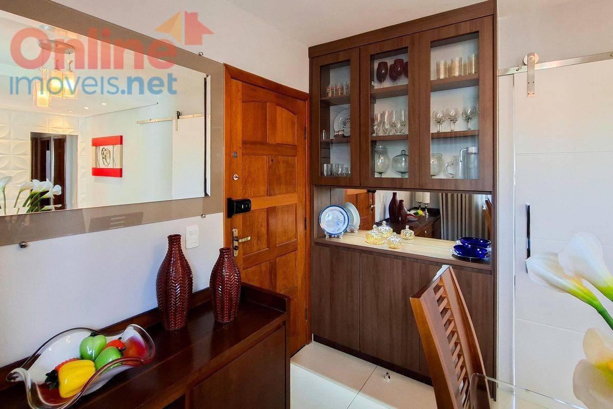Apartamento, Sagrada Família, 3 Quartos, 0 Vaga, 2 Suítes