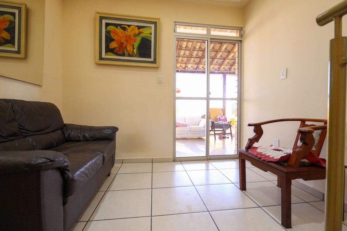 Cobertura, Ouro Preto, 3 Quartos, 2 Vagas, 1 Suíte