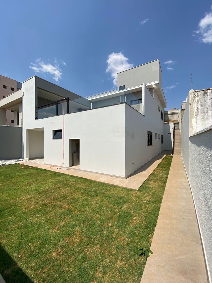 Casa, Santa Luiza, 4 Quartos, 6 Vagas, 2 Suítes