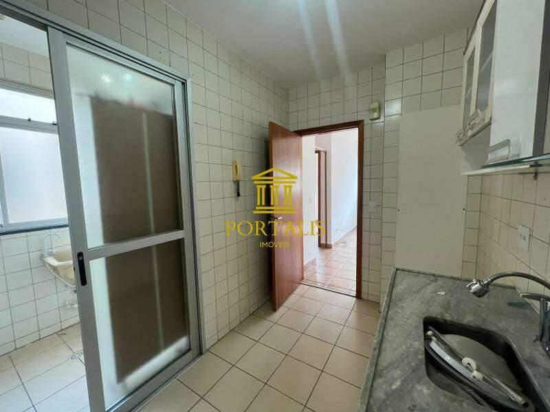 Apartamento, Fernão Dias, 2 Quartos, 2 Vagas
