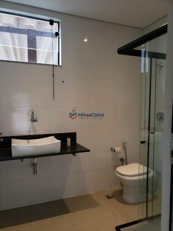 Casa, Funcionários, 1 Quarto, 6 Vagas