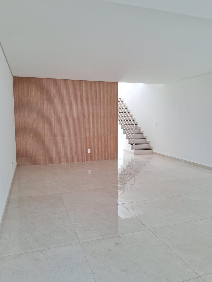 Casa, Nossa Senhora de Fátima, 3 Quartos, 4 Vagas, 1 Suíte