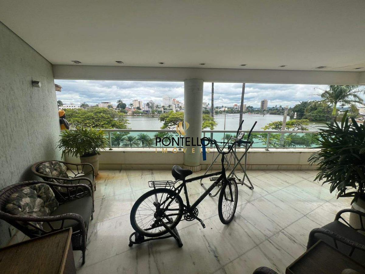 Cobertura, Centro, 4 Quartos, 10 Vagas, 2 Suítes