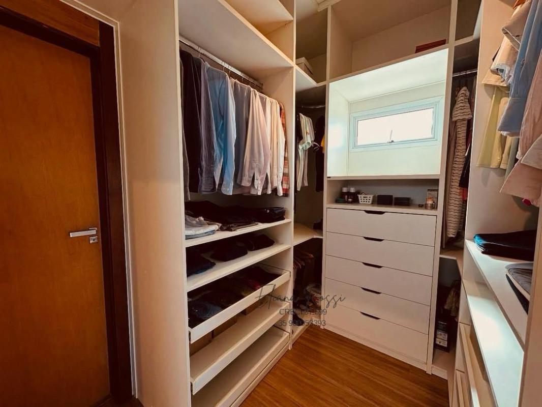 Casa, Vila Paiva, 4 Quartos, 3 Vagas, 3 Suítes