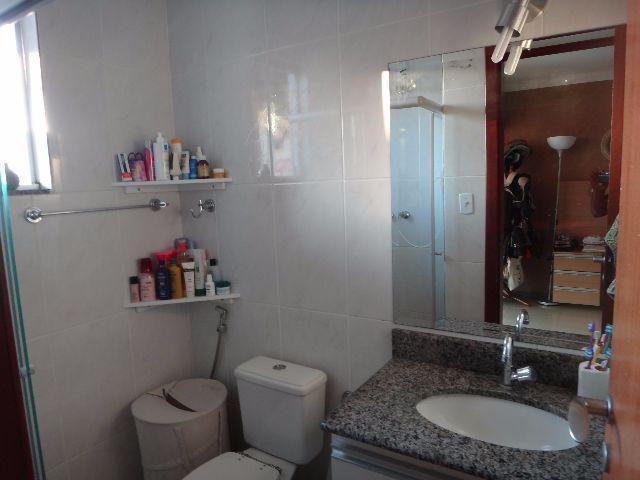 Casa, Europa, 3 Quartos, 2 Vagas, 1 Suíte