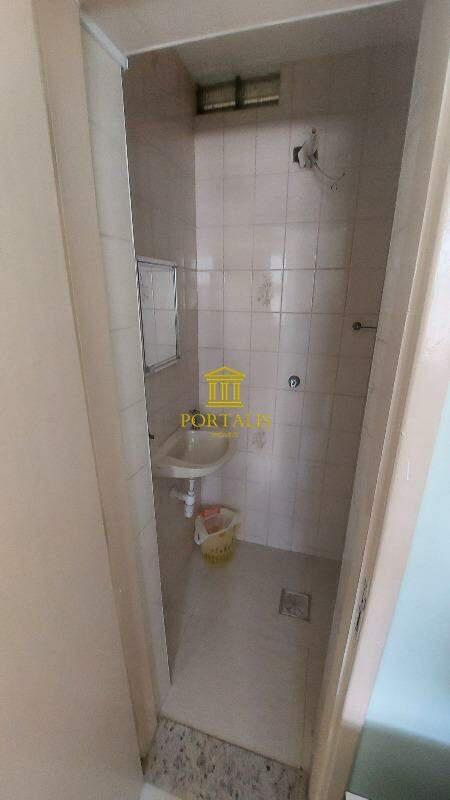 Casa, Floresta, 3 Quartos, 0 Vaga, 2 Suítes
