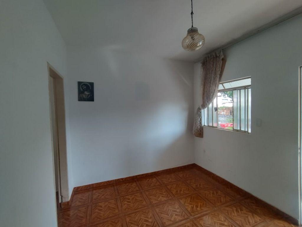 Casa, Itacolomi, 6 Quartos, 12 Vagas