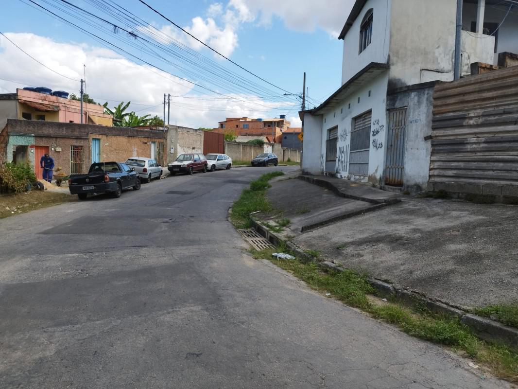 Lote, Céu Azul, 0 Quarto, 0 Vaga