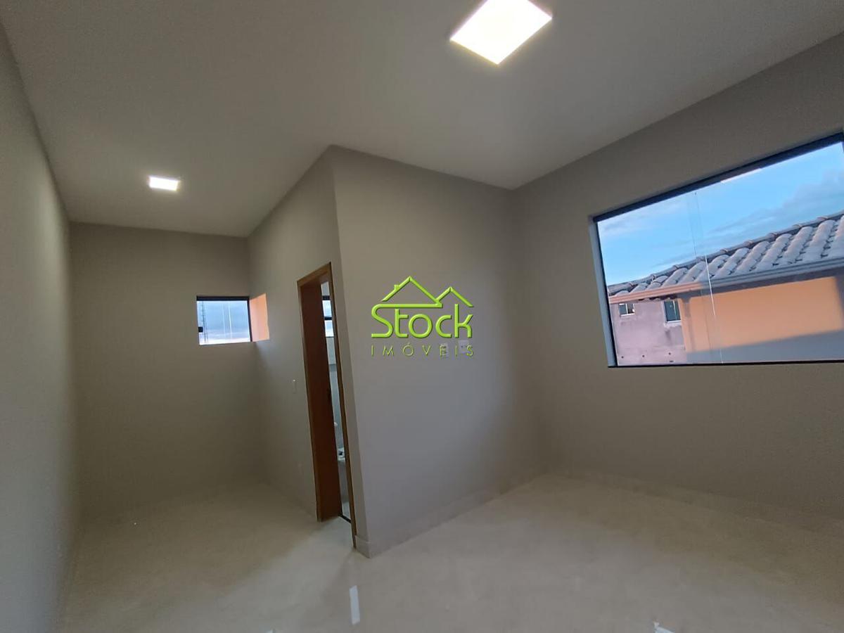 Casa, Jardim Imperial, 3 Quartos, 2 Vagas, 1 Suíte