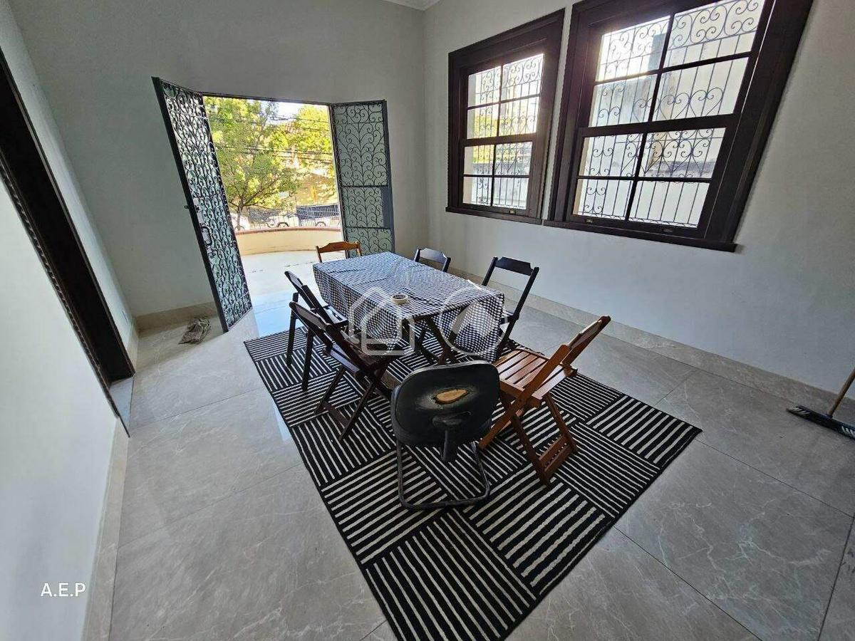 Casa, Santo Agostinho, 6 Quartos, 12 Vagas, 2 Suítes