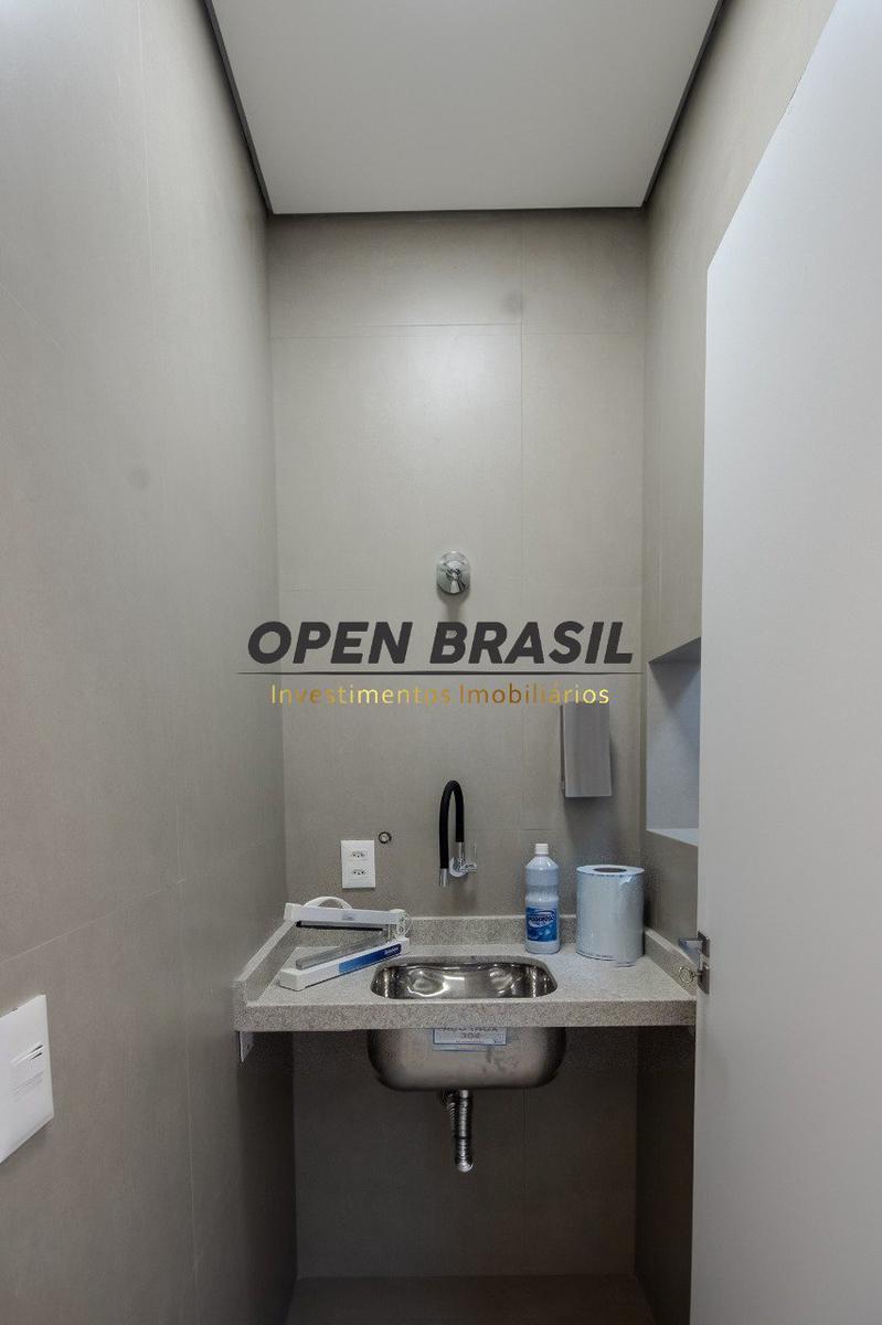 Galpão, Prado, 2 Quartos, 0 Vaga, 2 Suítes