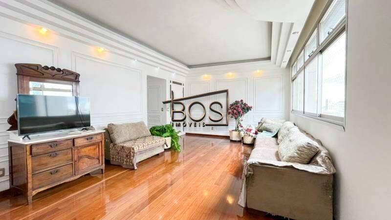 Apartamento, Funcionários, 4 Quartos, 2 Vagas, 1 Suíte