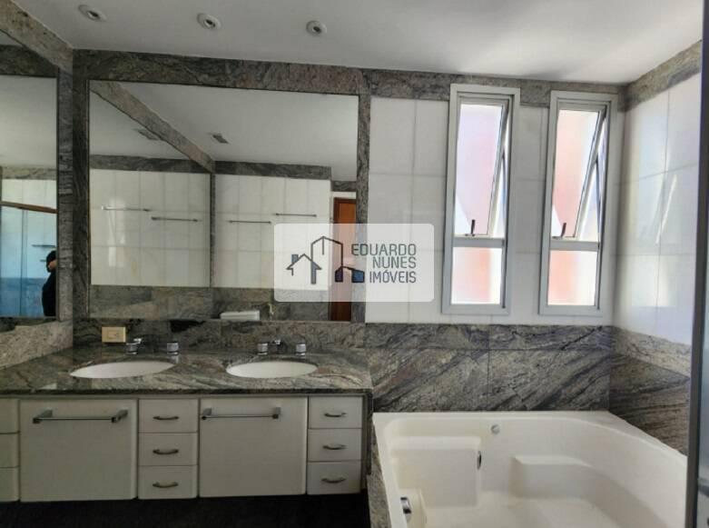 Apartamento, Funcionários, 4 Quartos, 0 Vaga, 2 Suítes