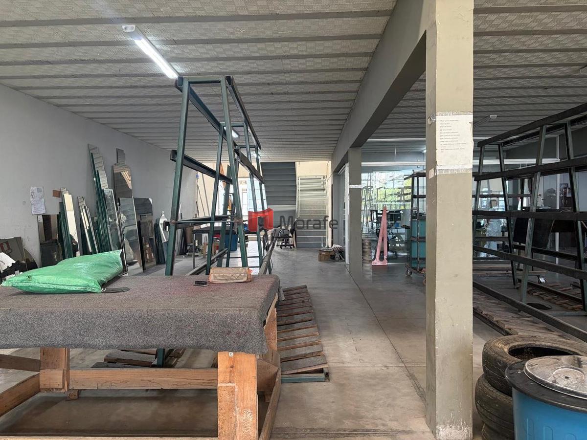 Galpão, Paquetá, 0 Quarto, 7 Vagas