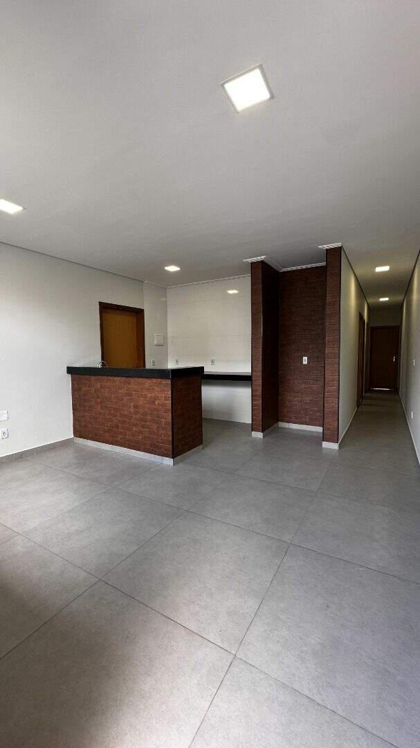 Casa, Novo Centro, 3 Quartos, 2 Vagas, 1 Suíte