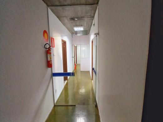 Sala, Funcionários, 0 Quarto, 4 Vagas