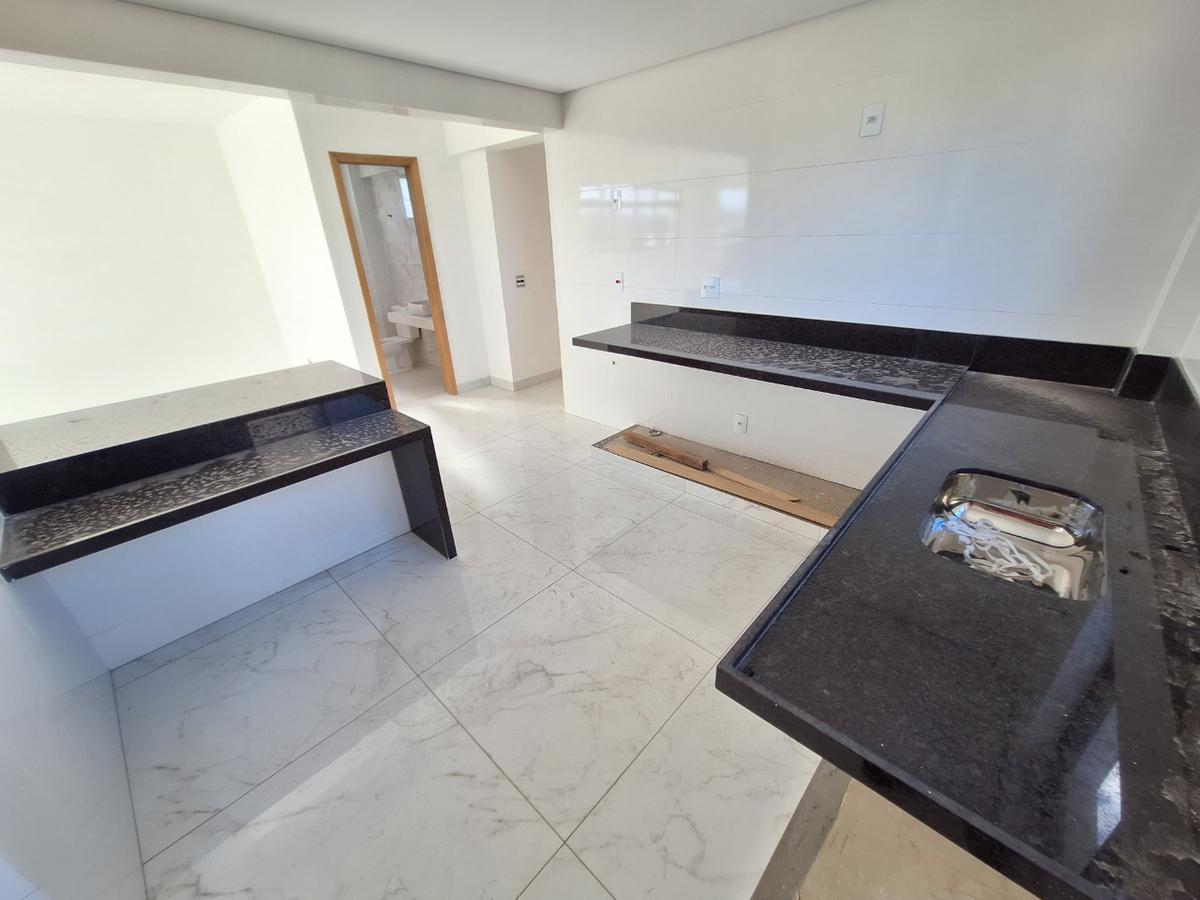 Cobertura, Jaraguá, 4 Quartos, 4 Vagas, 4 Suítes
