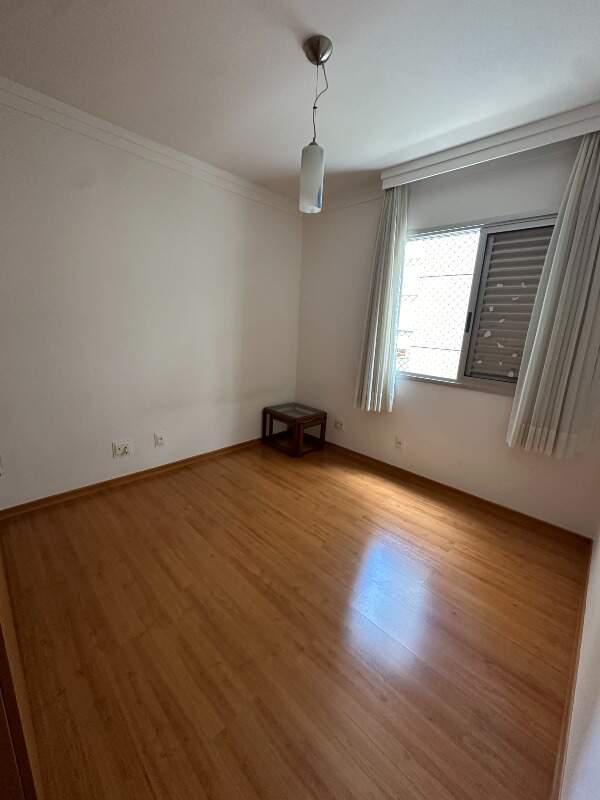 Apartamento, Funcionários, 4 Quartos, 3 Vagas, 1 Suíte