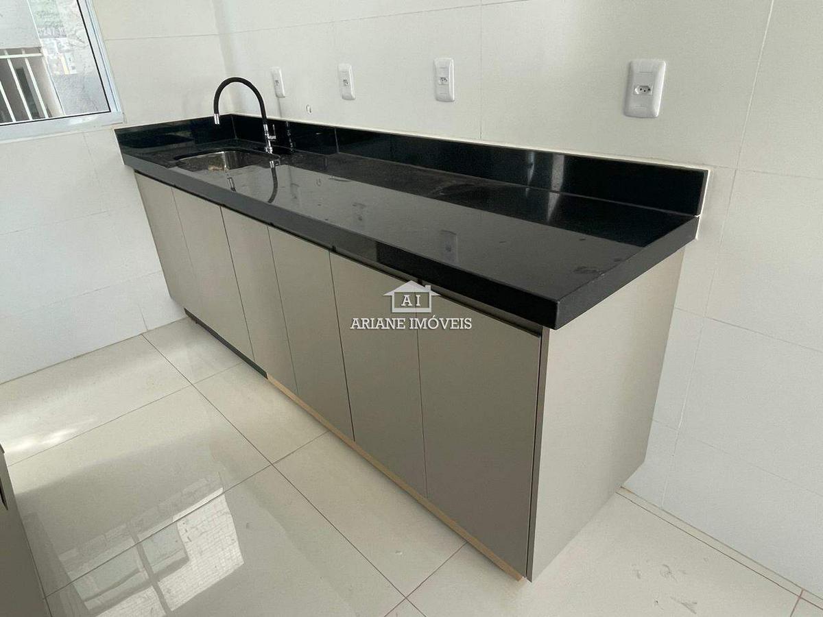 Apartamento, Vila Paris, 2 Quartos, 2 Vagas, 2 Suítes