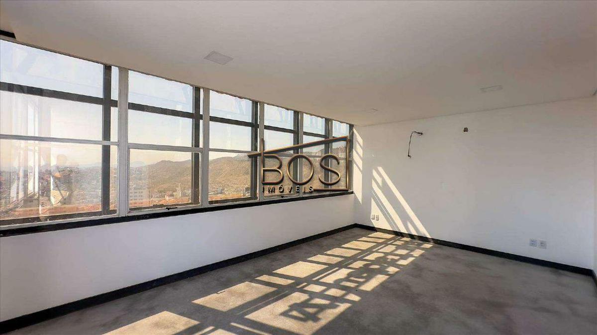 Prédio, Estoril, 0 Quarto, 20 Vagas